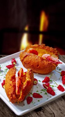 Sebzeli kızarmış karides