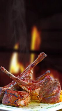 Izgara sebzeli kuzu kaburgası