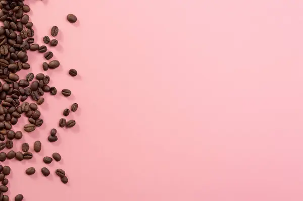 coffee beans in corner copyspace