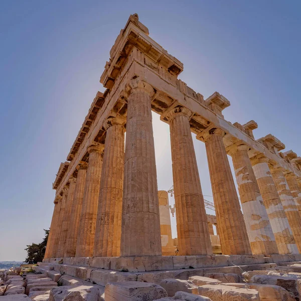 Афины Греция Впечатляющий Вид Древний Искушение Парфенона Стоящего Против Солнца Стоковая Картинка