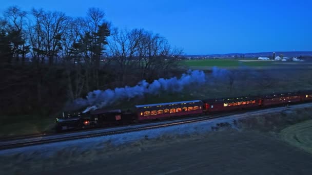 Ronks Pennsylvania November 2022 Drone Night View Steam Passenger Train — Stockvideo