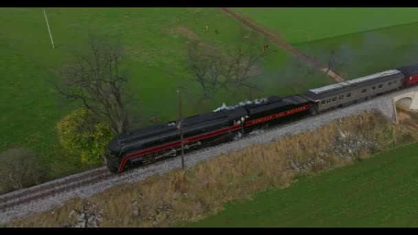 Ronks Pennsylvania November 2022 Drone Ahead Parallel View Steam Passenger — Vídeos de Stock