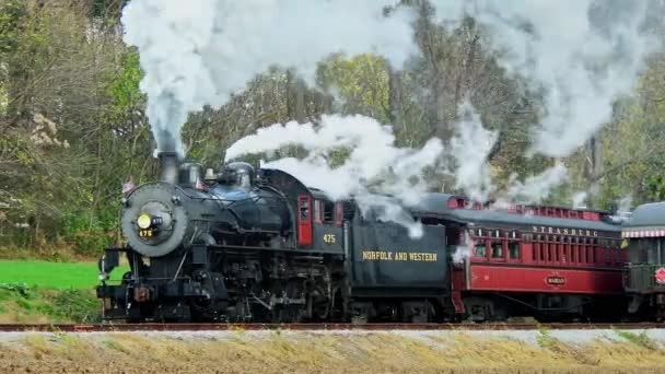 Ronks Pennsylvania November 2022 View Steam Passenger Train Starting Another — Wideo stockowe