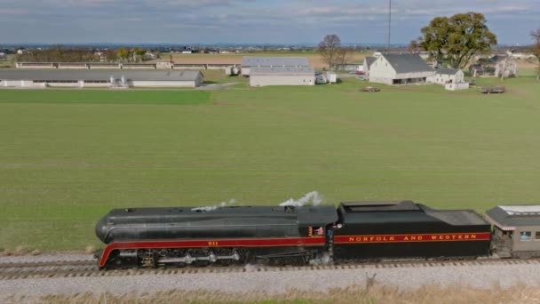 Ronks Pennsylvania November 2022 Drone Side View Steam Passenger Train — Stock Video