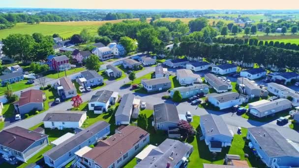 Aerial View Well Kept Mobile Manufaktur Prefab Home Park Single — Stok Video