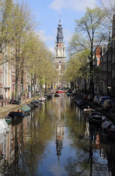 Kanał Wieża Starego Kościoła Amsterdamie Holandia — Zdjęcie stockowe