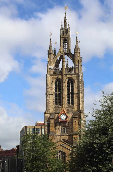 纽卡斯尔大教堂 Tower Newcastle Cathedral 或正式名称为圣尼古拉斯大教堂 Cathedral Church Nicholas — 图库照片
