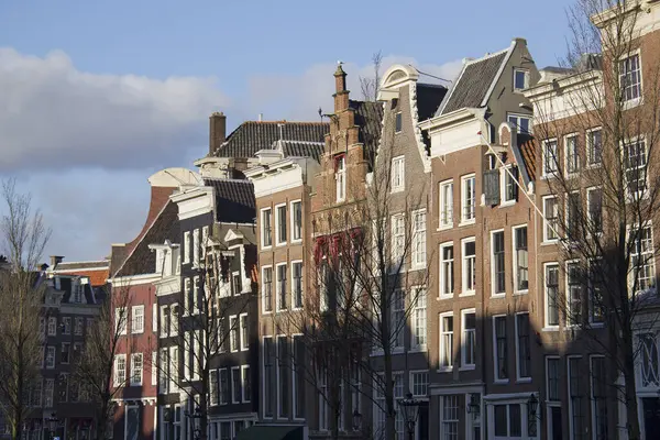 Історичні Будинки Сонячний Зимовий День Старій Частині Амстердама Голландія Стокова Картинка