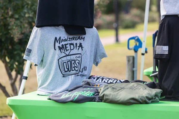Auburn Octubre 2022 Una Camiseta Que Dice Mainstream Media Lies — Foto de Stock