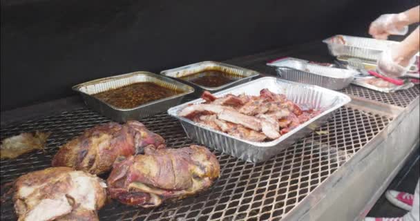 Ribs Pork Cook Huge Industrial Barbecue Grill Fall Festival — Vídeos de Stock