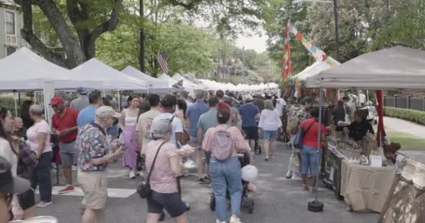 Atlanta Usa April 2023 Eine Riesige Menschenmenge Bewegt Sich Durch — Stockvideo