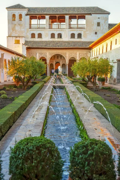 Granada Spanya Kasım 2022 Spanya Nın Granada Kentindeki Yeşil Alhambra — Stok fotoğraf