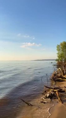 Dnypro nehri üzerinde gün doğumu, Cherkasy, Ukrayna