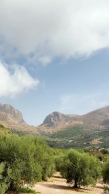 Dağlardaki panoramik manzara, Sierra Nevada sıradağları, Endülüs, İspanya