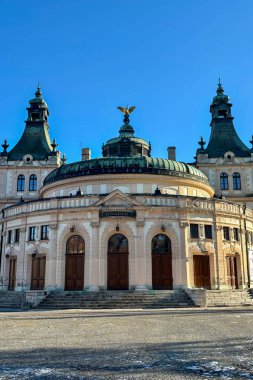 SLOVAKIA, SPISSKA NOVA VES - 28 Aralık 2024: Spisk divadlo, 1957 yılında Slovakya 'nın Spisska Nova Ves kentinde kurulan profesyonel tiyatro.