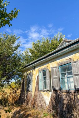 Old abandoned countryside house, Poltava region, Ukraine clipart