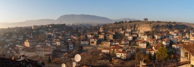 Gün batımında Safranbolu kentinin panoramik manzarası, Karabuk, Türkiye