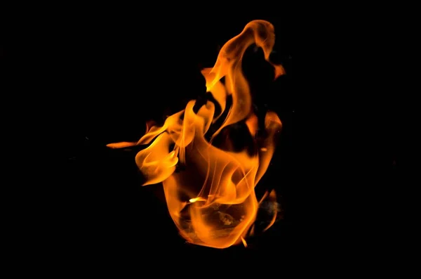Flamma Värme Brand Abstrakt Bakgrund Svart Bakgrund Realistisk Låga Koncept — Stockfoto
