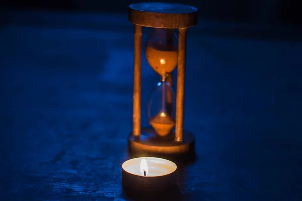 Burning Candle Clock Long Blackout Ukraine Due War — Stock Photo, Image