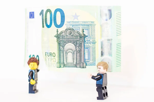 Мужские Игрушки Банкнотой 100 Евро — стоковое фото
