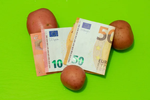 Kentang Dengan Uang Kertas Euro Meningkatnya Harga Makanan Krisis Dunia — Stok Foto