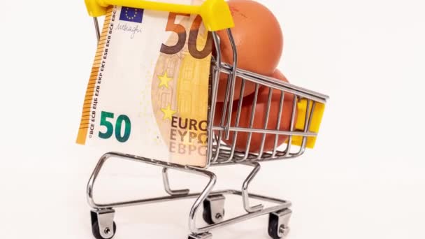 Jaja Koszyku Żywnościowym Tle Strzałki Wzrostu Rosnące Ceny Europie Powodu — Wideo stockowe