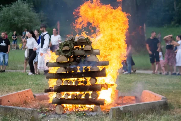 Slovakya Aziz John Bayramı Büyük Ateş Yanıyor — Stok fotoğraf
