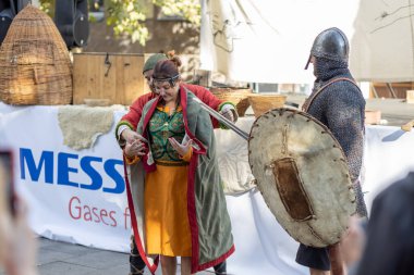 Şehirdeki tarihi olayların yeniden inşası