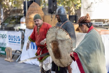 Şehirdeki tarihi olayların yeniden inşası