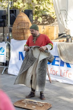 Şehirdeki tarihi olayların yeniden inşası