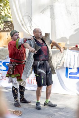 Şehirdeki tarihi olayların yeniden inşası