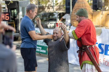 Şehirdeki tarihi olayların yeniden inşası