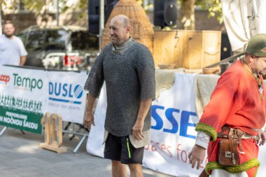 Şehirdeki tarihi olayların yeniden inşası