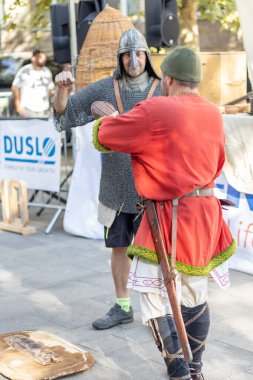 Şehirdeki tarihi olayların yeniden inşası