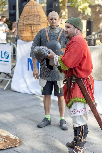 Şehirdeki tarihi olayların yeniden inşası