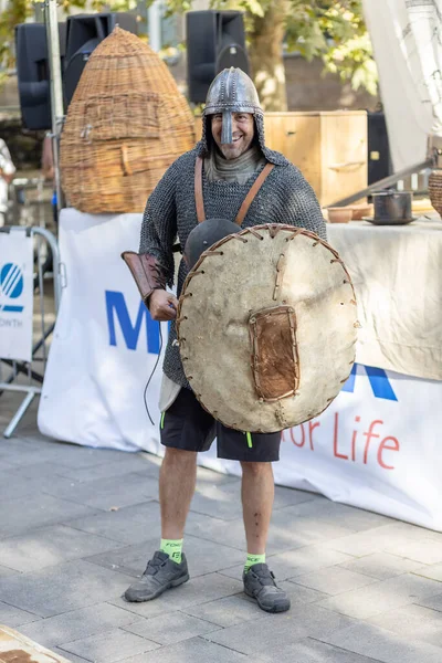 Şehirdeki tarihi olayların yeniden inşası