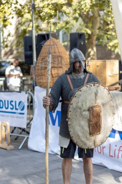 Şehirdeki tarihi olayların yeniden inşası