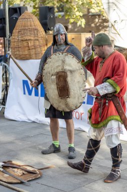 Şehirdeki tarihi olayların yeniden inşası