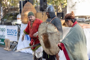 Şehirdeki tarihi olayların yeniden inşası