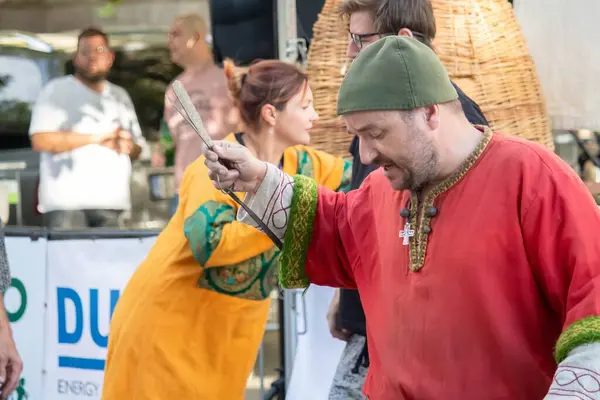 Şehirdeki tarihi olayların yeniden inşası