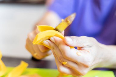 Kabak oymaya yakın dur.