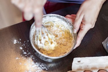 Krepleri yakın plan yapıyorum.