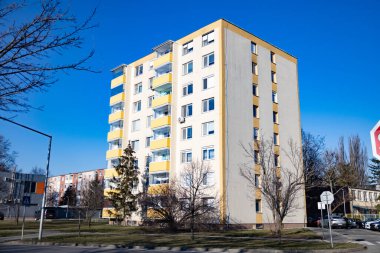 Slovakya 'da çok katlı bir bina.