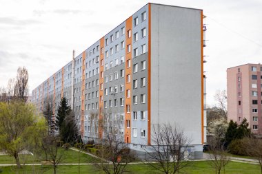 Slovakya 'da çok katlı bir bina.