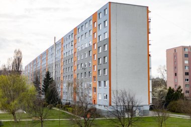 Slovakya 'da çok katlı bir bina.