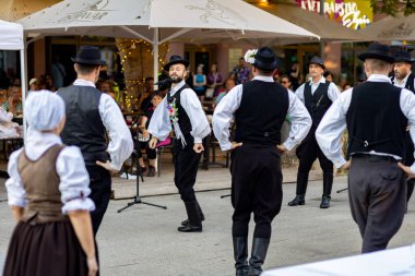 Slovakya 'da yazın halk düğünü