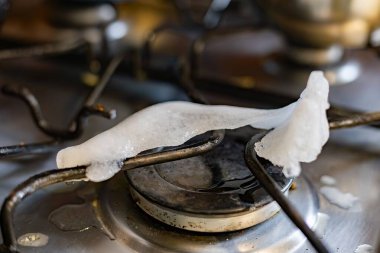 Gaz ocağında buz var. Avrupa 'ya doğalgaz sevkıyatının sona ermesinden kaynaklanan sorunlar