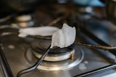 Gaz ocağında buz var. Avrupa 'ya doğalgaz sevkıyatının sona ermesinden kaynaklanan sorunlar