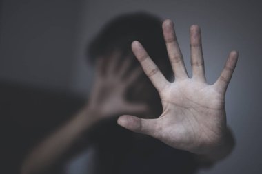 Kadınlara yönelik cinsel taciz ve şiddete son verme kavramı, tecavüz ve cinsel istismar kavramı, Kadınlara Karşı Şiddeti Önleme Uluslararası Günü.