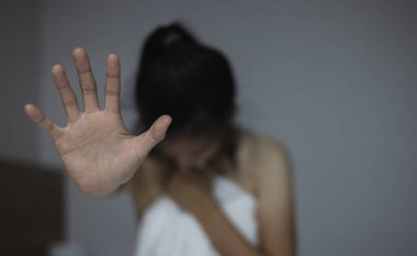 Kadınlara yönelik cinsel taciz ve şiddete son verme kavramı, tecavüz ve cinsel istismar kavramı, Kadınlara Karşı Şiddeti Önleme Uluslararası Günü.